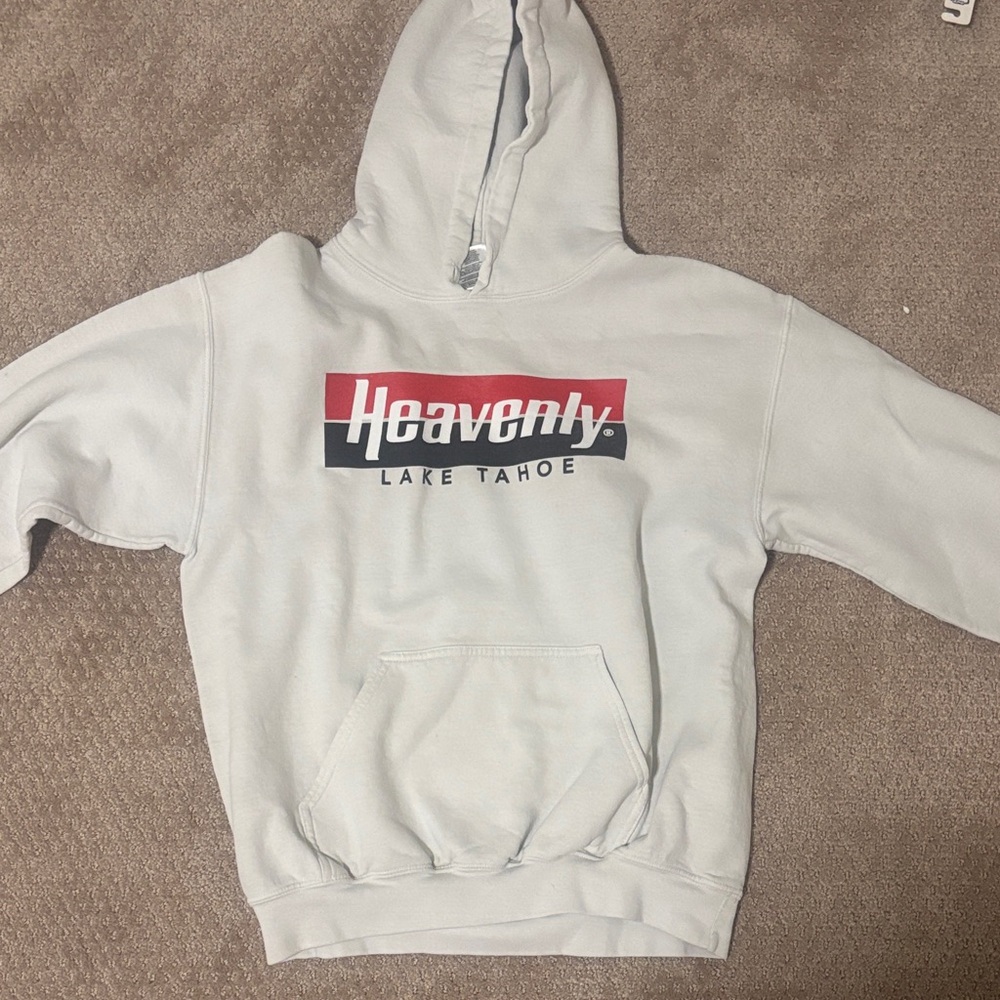 Gildan Men's White Hoodie
